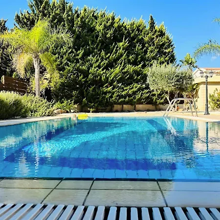 Вилла Sunnyside Pool Айя-Напа