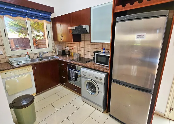 Sunnyside Pool Villa *